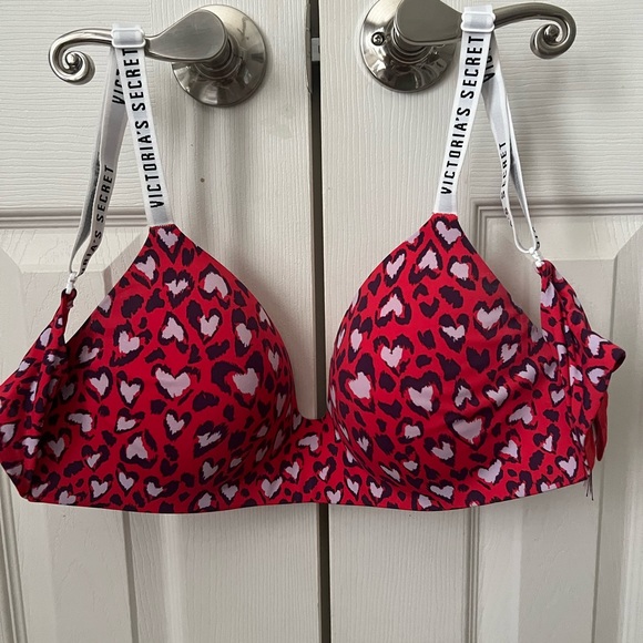 Victoria's Secret Other - Victory Secrets wireless heart bra size 34DD